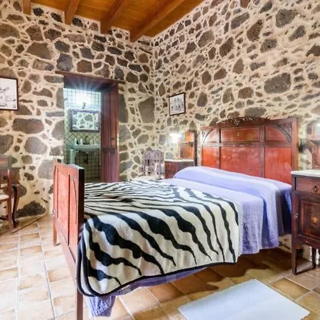 Hotel Rural Mahoh 4*
