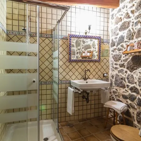 Rural Mahoh Hotel