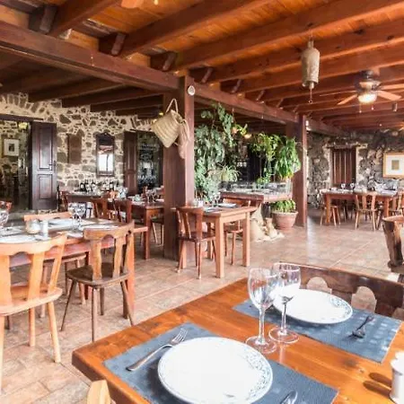 Rural Mahoh Hotel